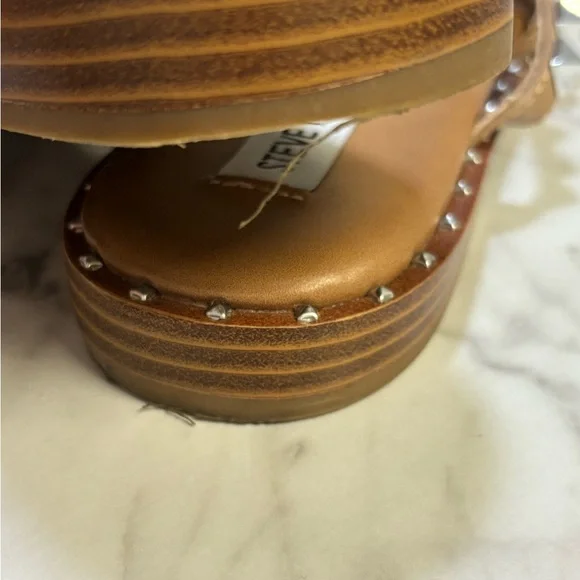 Steve Madden Skyler Tan Studden Sandals 8 WORN ONCE - Picture 9 of 14